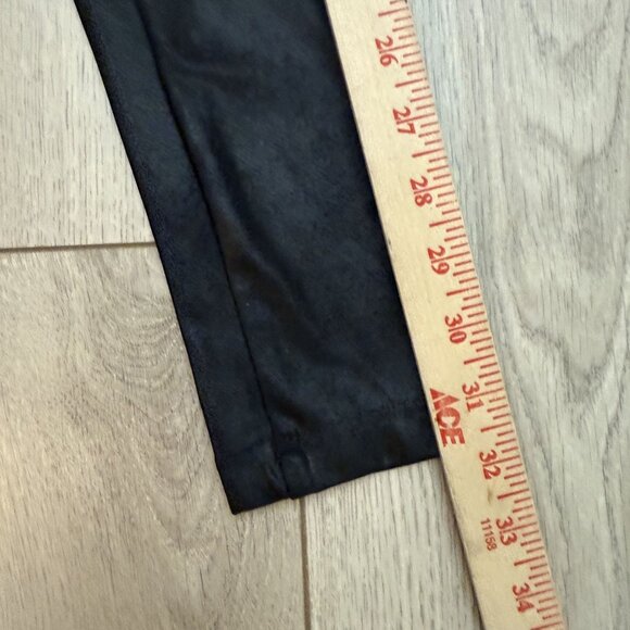 Spanx Women's High Waist Leggings Sz M Solid Stretch Pull On - Picture 7 of 7